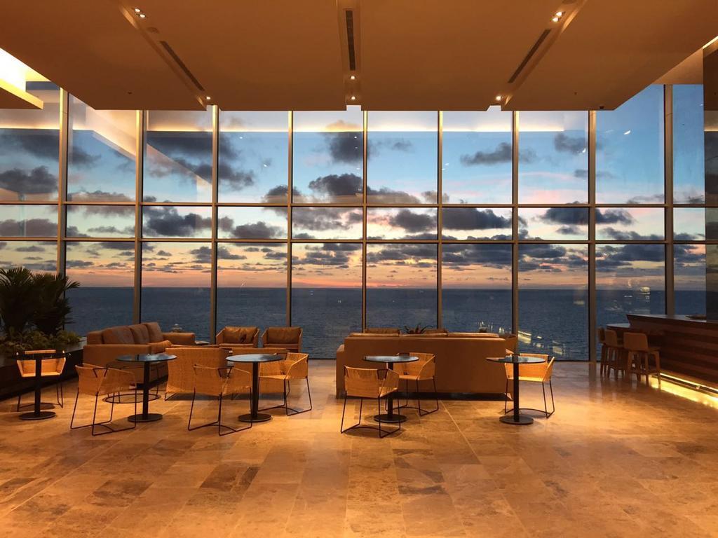Estelar Cartagena De Indias Hotel Y Centro De Convenciones Exterior photo The lounge at the airport